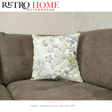 Kép betöltése a galériamegjelenítőbe: Pálma leveles és növény mintás, cipzáros, díszpárna több méretben - RetroHome.shop