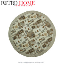 Kép betöltése a galériamegjelenítőbe: Csipkés és szívecske mintás szegett, pamutvászon asztalterítő - RetroHome.shop