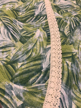 Kép betöltése a galériamegjelenítőbe: Zöld pálmaleveles asztalteritő