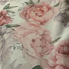 Kép betöltése a galériamegjelenítőbe: Rózsa mintás, csipke szegésű, pamutvászon asztalterítő