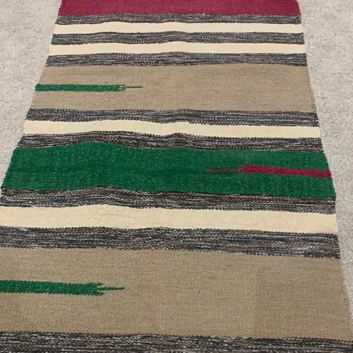 Zöld és lila színű csíkos indiai pamut szőnyeg